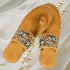 Noor - One Toe Flat Slider